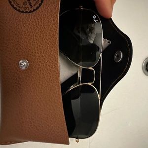 RAYBAN AVIATORS- amazing condition
